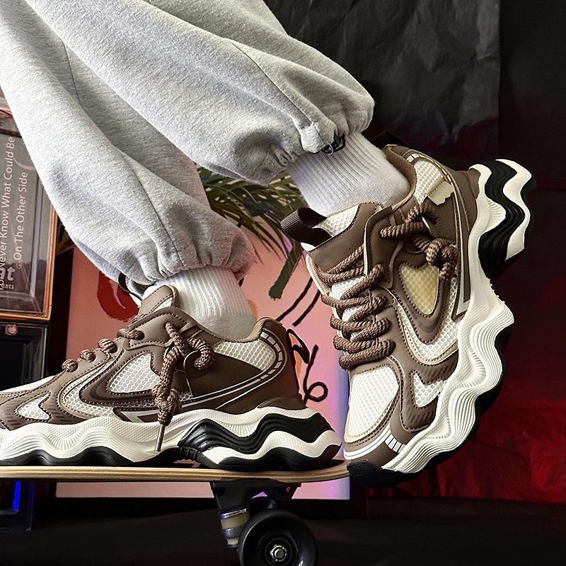 Unsichtbare Schuhe mit Innensohle zur Höhenvergrößerung Herrenschuhe Herrenschuhe Trendmarke Frühling neu Freizeit Sport Papa-Schuhe Herrenschuhe