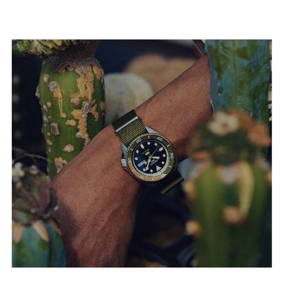 [USED] HUF x SEIKO5sports collaboration limited edition model