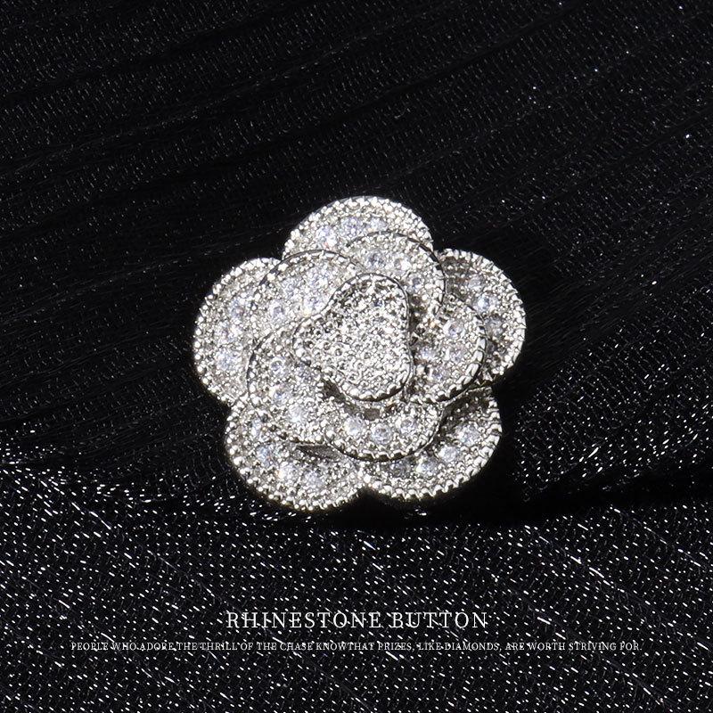

5pcs Boutique Metal Flower Rhinestone Button Cardigan Knitted Sweater Decorative Buttons Simple Versatile Small Accessories Top Buttons 15mm silver