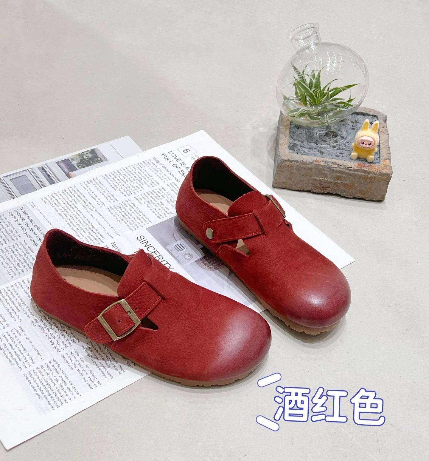 

The first layer of cowhide is all-inclusive for women s new soft-soled one-pedal lazy flat-soled single shoes, retro Doudou shoes 40 бордовий