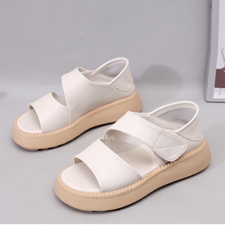 Sports Sandals Women's Summer 2025 New Fashion Outer Wear Leather Surface Heightened Thick-soled Muffin Shoes Soft Sole Non-slip