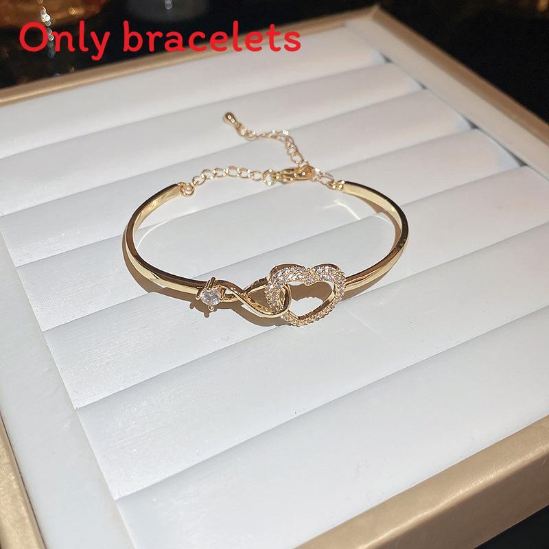 Zircon Heart Shaped Copper Bracelet With Sparkling Stones For Casual Wear