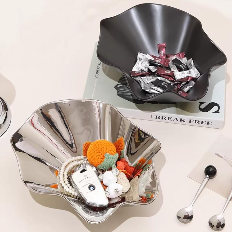 Geometric Folded Bowl Ceramic Fruit Plate Desk Storage Container Candy Bowl Silver Tray Trays Decorative Jewelry Dish