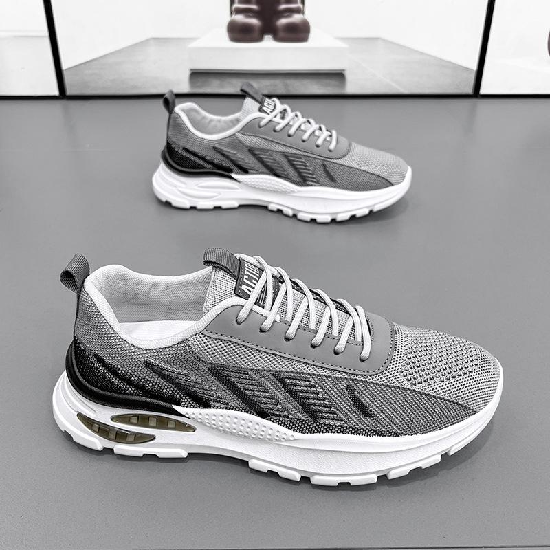 Летняя сетчатая дышащая вязанная спортивная молодежная обувь для отдыха на воздушной подушке увеличенной высоты модная обувь для маленького белого папы 39 серый 2838₽