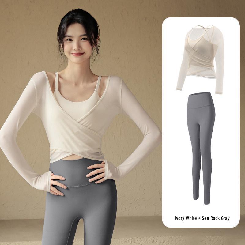 Women's Mesh Two-Piece Yoga Top with Chest Pads - Slimming, Versatile for Pilates and Fitness.