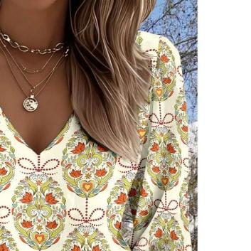 Lady Bohemian Retro Western Style Shirt with V-neck and Long Sleeves, suitable for casual outfits and vacations, relaxed and loose shirt