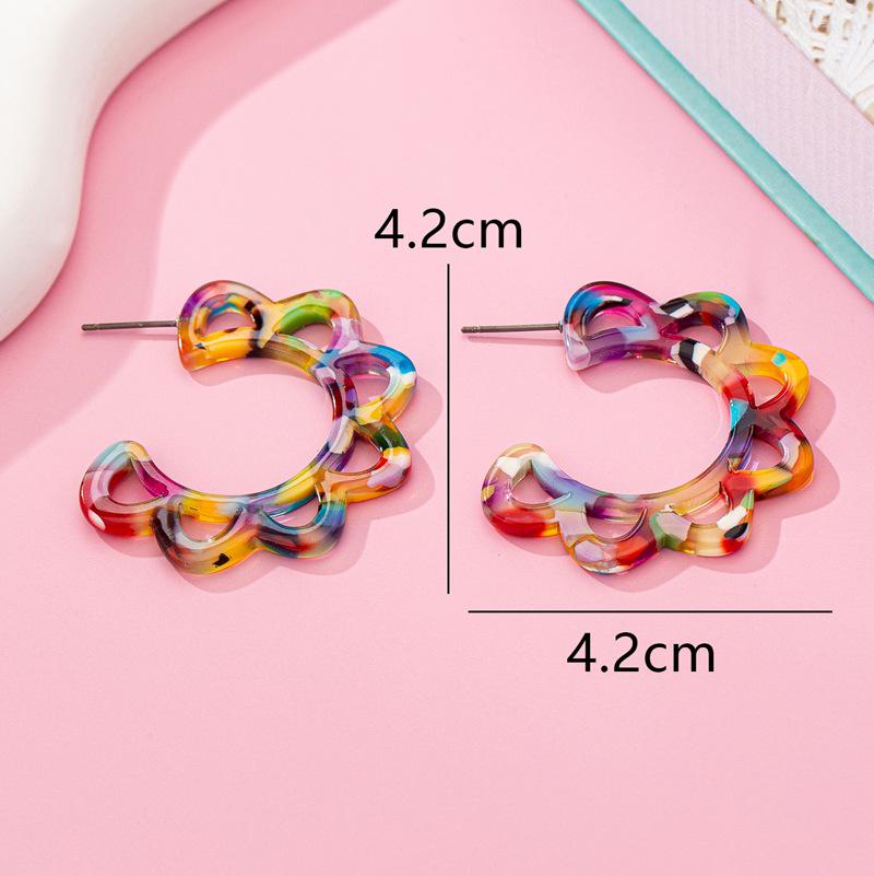 Elegant European-American Light Luxury Colorful C-Shaped Acetate Earrings