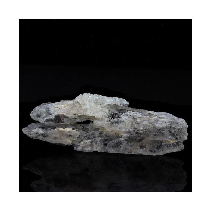 Pierres et Minéraux. Spodumene. 56.0 ct. Sahatany Valley, Ibity, Madagascar.