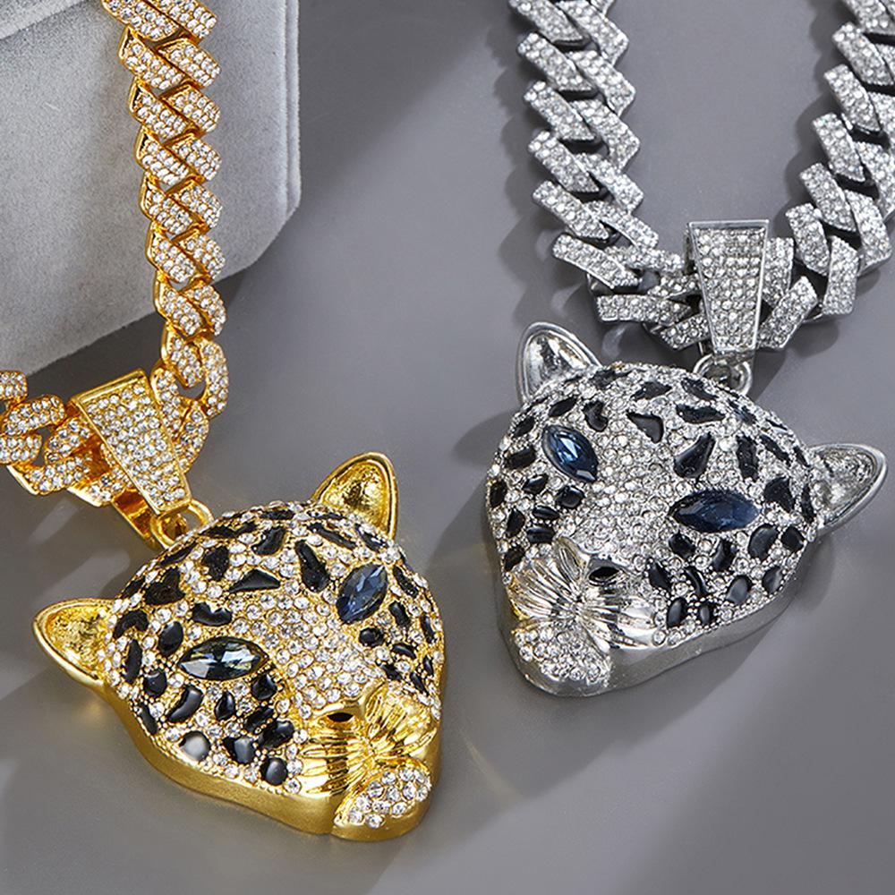 3D Animal Cat Pendant Cuban Chain Necklace with Full Diamond Zinc Alloy and Drip Oil Finish for Hip Hop Enthusiasts
