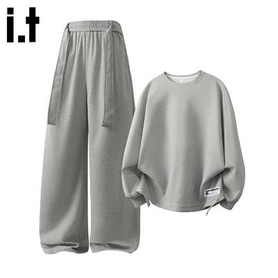 CHOCOOLATEit Unisex Loose Fit Pullover Sweatshirt