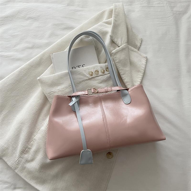 2026 New Fashion Summer Women's Shoulder Bag Large Capacity Simple Lazy Style Tote Bag Casual Magnetic Buckle Handbags