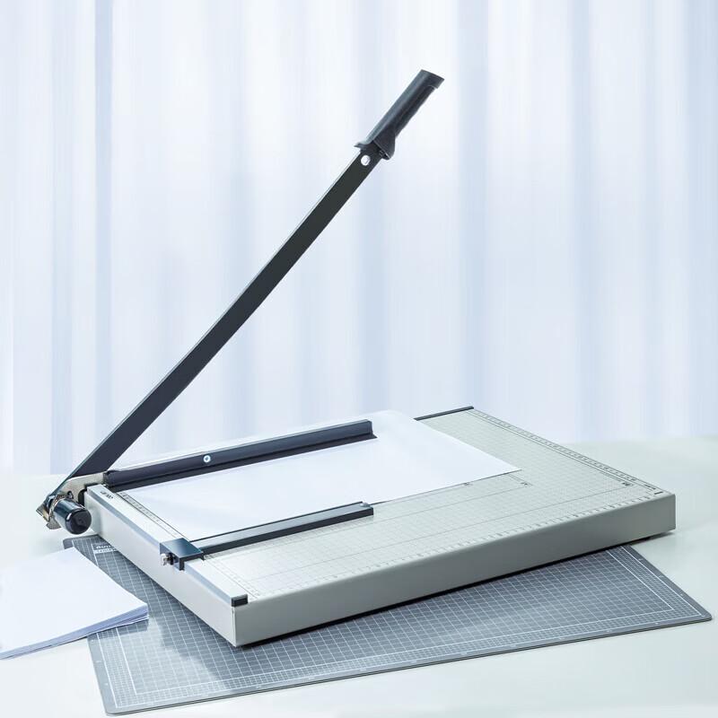 Deli B3 Manual Steel Paper Cutter