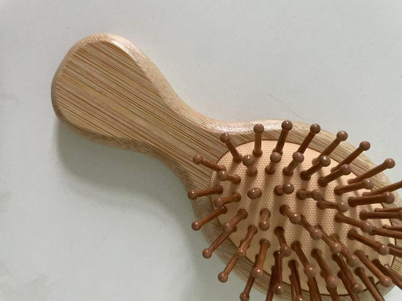 Bamboo Mini Air Cushion Comb - Portable Steel Needle with Round Teeth