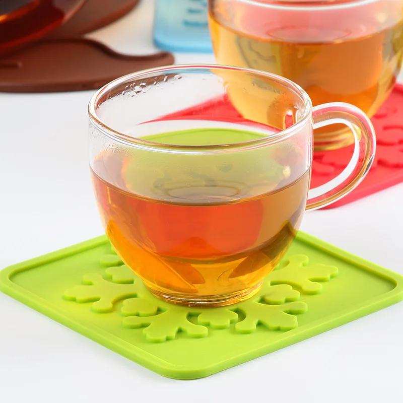 Square Silicone Coasters Non-slip High Temperature Resistant Waterproof Coaster Placemats Home and Decoration Kitchen Utensils