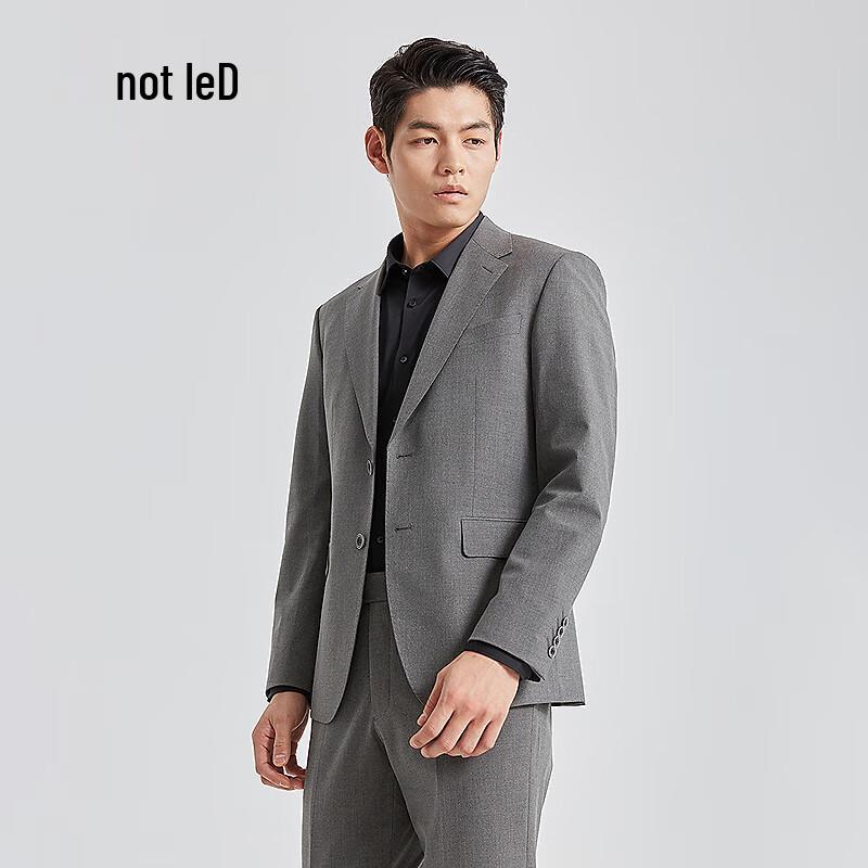 

Lilanz Men s 2-Button Business Suit Set with Cropped Trousers 165/80A
