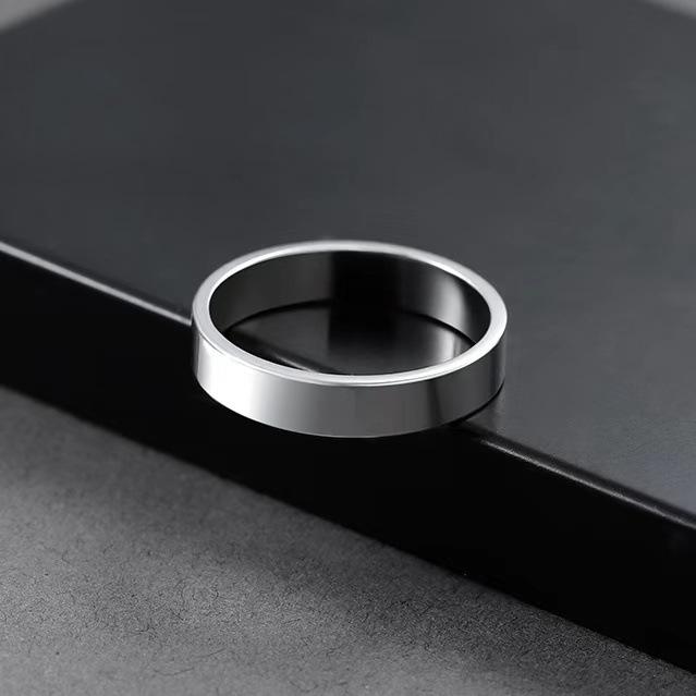 Men's Trendy Titanium Steel Silver Ring - Simple, Smooth, Cold Style Index Finger Ring