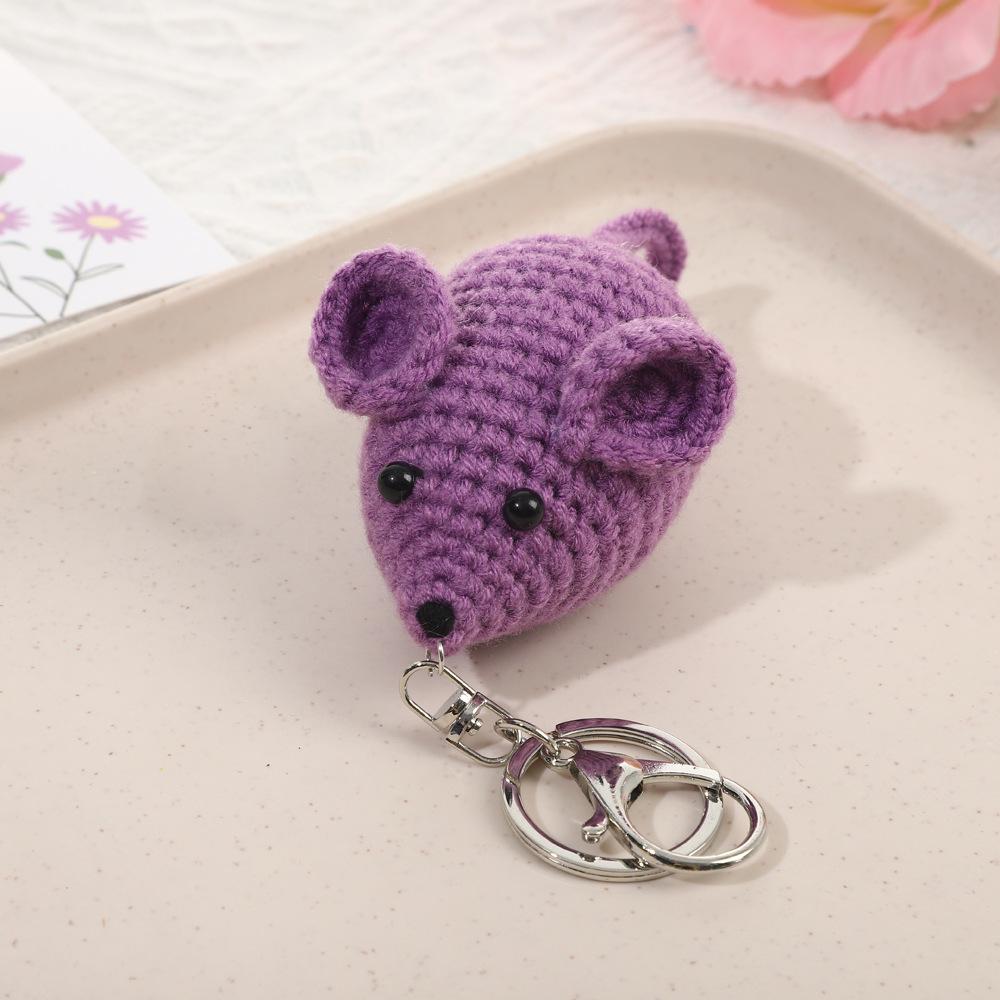 Nieuwe Creatieve Wol Gehaakte Kleine Muis Huis Kamer Decoratie Handgemaakte Gebreide Muis Rugzak Ornamenten Koppel Schattige Sleutelhanger