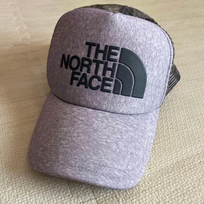 Used THE NORTH FACE GRAY CAP FREE