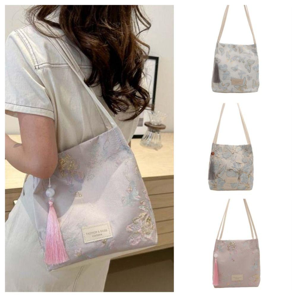 Large Capacity Embroidery Shoulder Bag Butterfly Women Handbag Sweet Flower Bucket Bag Outdoor