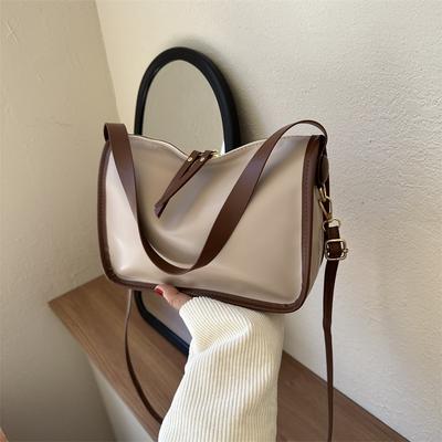 Fashion Commuting Bag for Women Autumn New Trendy Small Square Bag One-shoulder Crossbody Bag Casual Retro Armpit Tote Bag