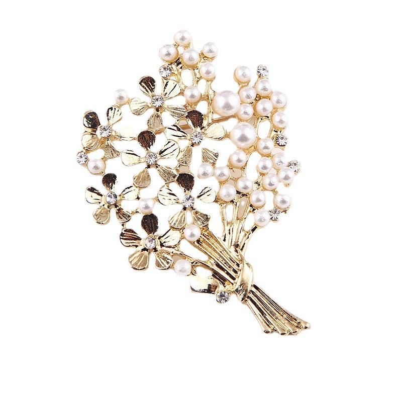 Bouquet Pearl Brooch Temperament Creative Elegant Pin for Women Coat Trench Coat Accessory Exquisite Hypoallergenic Long-Lasting Color Gift