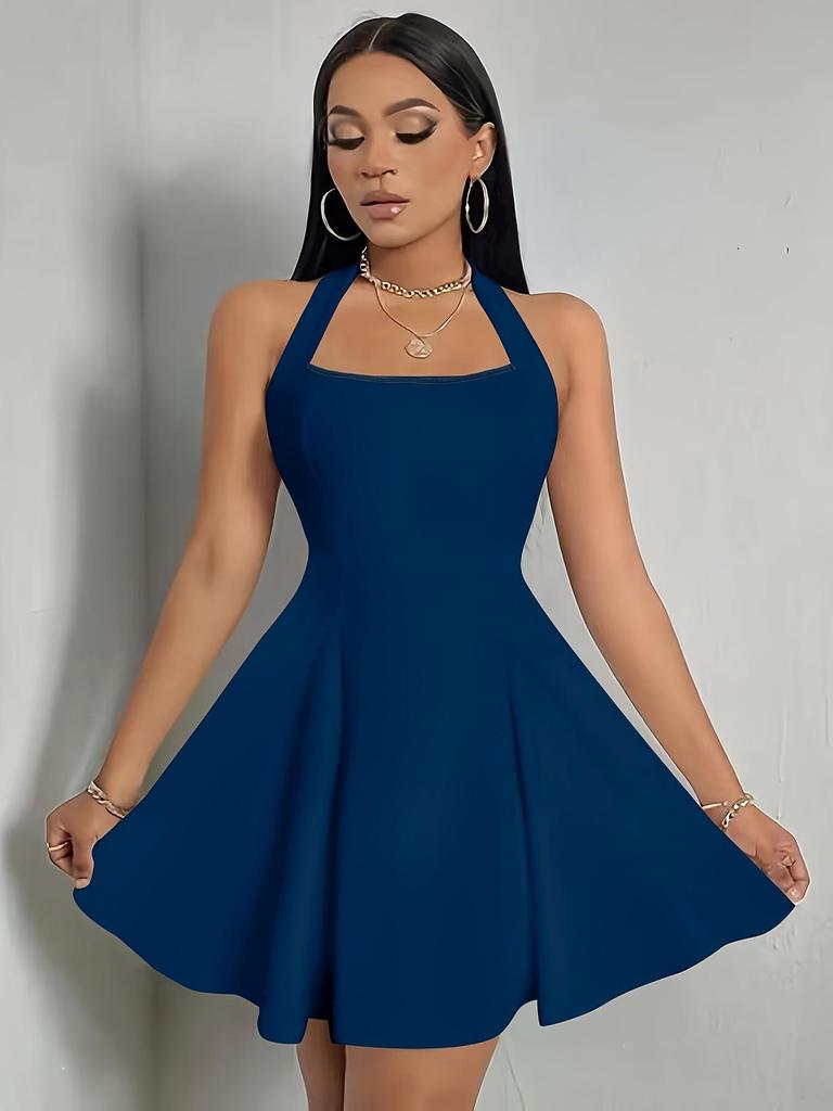 Y2K-inspiriertes sexy A-Linien-Kleid 2025 mit Neckholder, offenem Rücken und breitem Saum zur Taillenbetonung