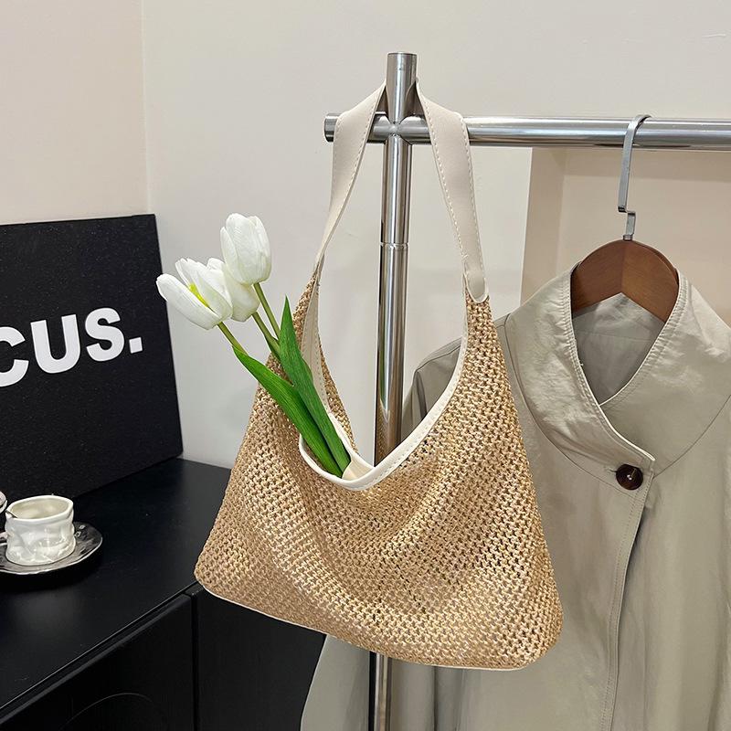 Straw large-capacity fashion casual bag is popular in summer, woven shoulder underarm bag tote bag