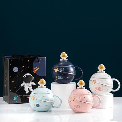 Kreativer Relief-Planet-Becher Astronauten-Tasse Astronauten-Keramiktasse Hochwertiges Souvenir Eröffnungsgeschenk