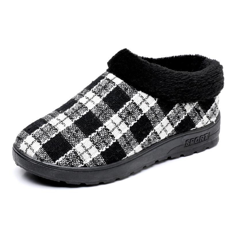 2025 winter new old Beijing cotton shoes soft sole non-slip mother shoes piled thickened home elderly cotton slippers