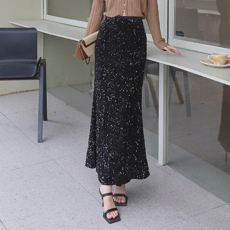 Elegant High-Waist Velvet Fishtail Skirt with Sequins for Autumn