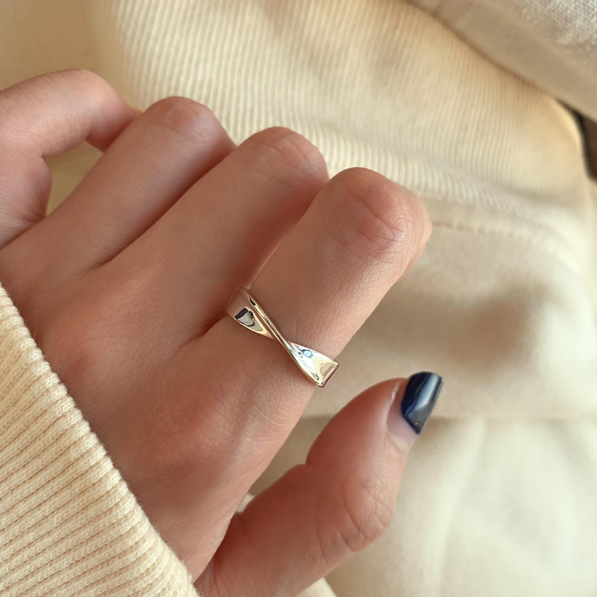 Korean Style 925 Silver Minimalist Ring for Women – Trendy, Chic, and Unique Adjustable