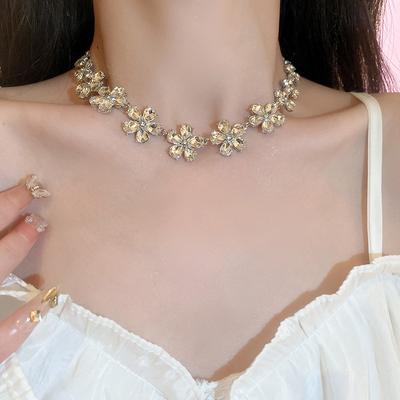 Blumenkette Ohrringe für Frauen Leichter Luxus Temperament Elegant Party Hochzeitsparty Schmuck