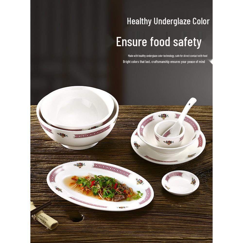 Retro Keramik-Geschirrset im Hongkong-Stil: Teller, Schüsseln und Geschirr für den Haus- und Restaurantgebrauch.