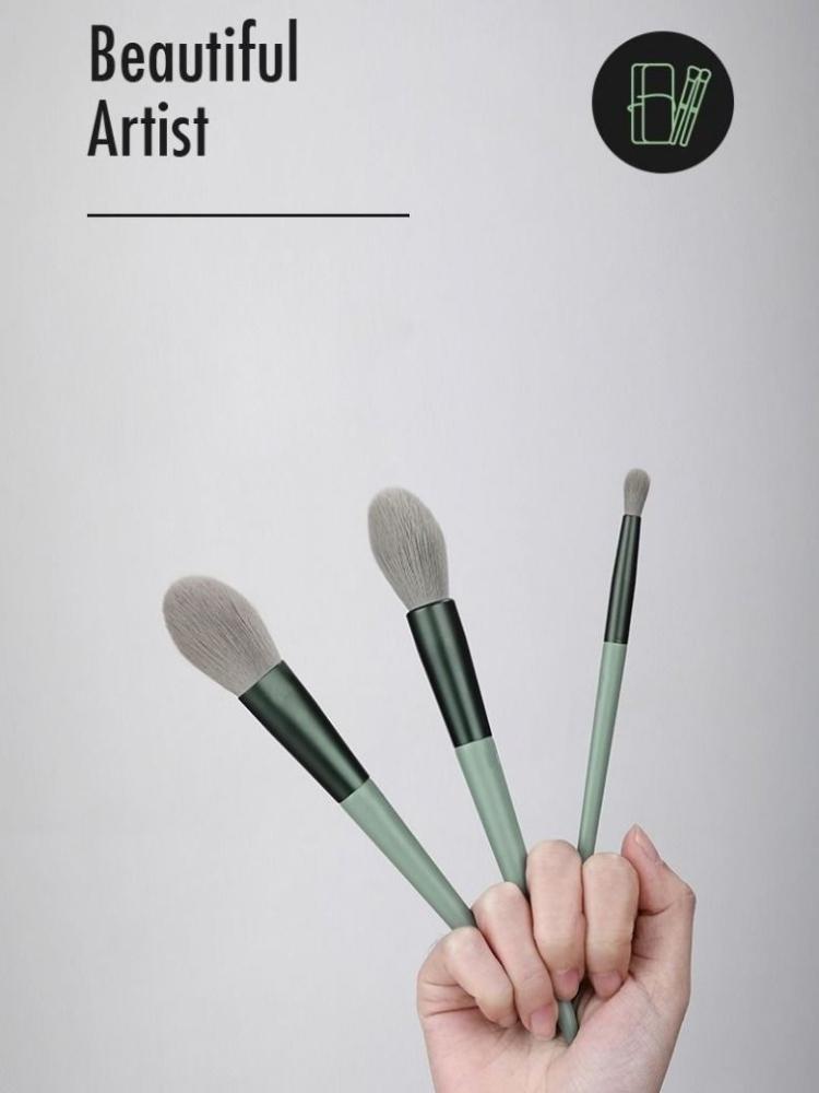 Profesjonalny zestaw pędzli do makijażu Soft Fur Beauty Highlighter Powder Foundation Korektor Wielofunkcyjny zestaw narzędzi kosmetycznych