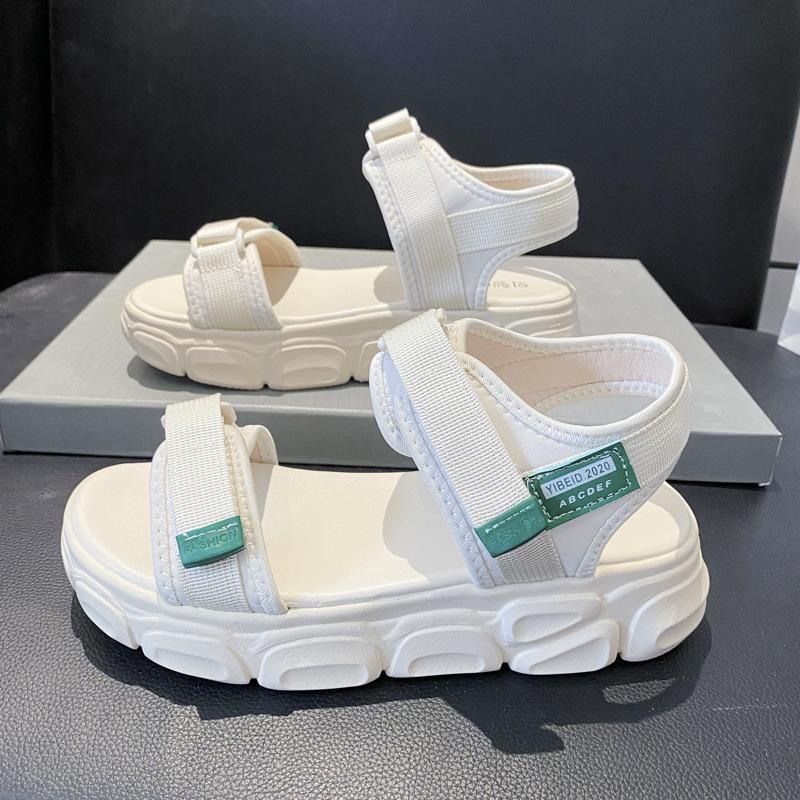 Sandali da donna estate 2025 nuovi ins versione coreana di marea studente semplice muffin suola spessa moda versatile papà sandali da donna