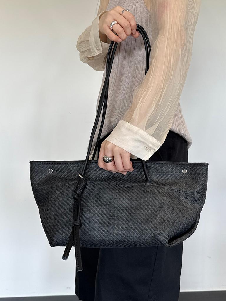 Dawn Factory Noa Bag Small Raffia Black