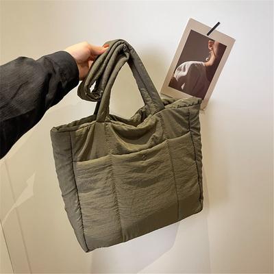 Kadın Taşıma Çantası Düz Renk Tampon Omuz Çantası Büyük Kapasiteli Moda Dizüstü Bilgisayar Çantaları