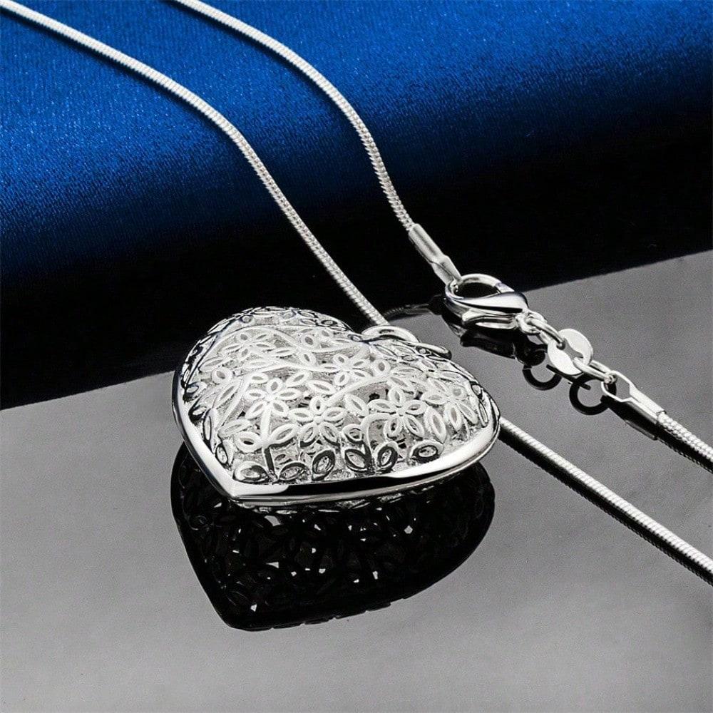 1pc Silver Plated Exquisite Hollow Heart Pendant Necklace For Fashion Women Charm Wedding Gift Jewelry Accessories