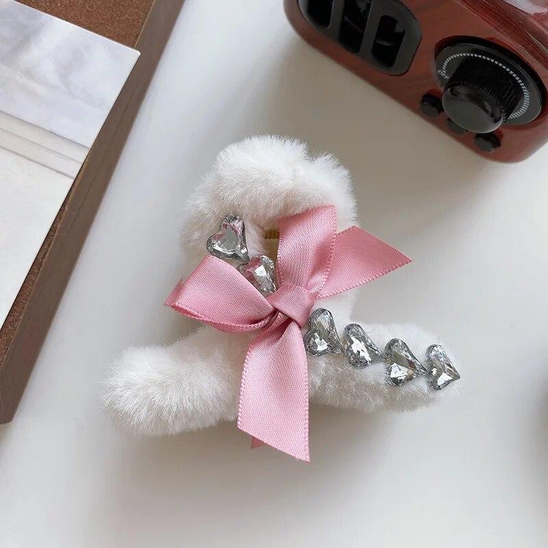 Sweet Bowknot Plush Hair Claw Clip New Classic Small Hair Clips Barrettes Hairgrips Headdress For Female Winter Hair Accessories
