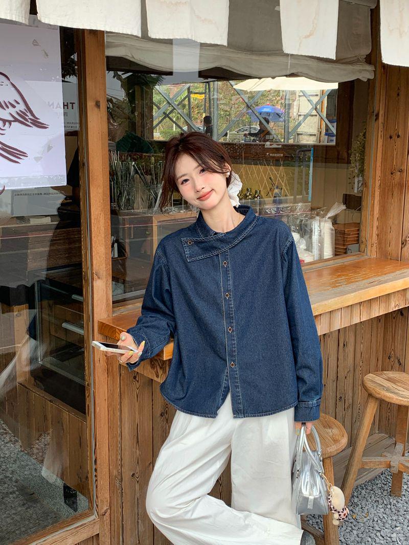 

Женская осенняя джинсовая рубашка в корейском стиле с синим перекрещивающимся воротником - Шикарный французский нишевый топ с длинным рукавом Extra Large синий