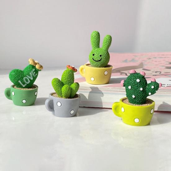4Pcs/Set Car Ornaments Resin Succulents Cactus Mini Green Plant Bonsai Small Tree Pot Quirky Car Dashboard Decorations Wedding Gifts