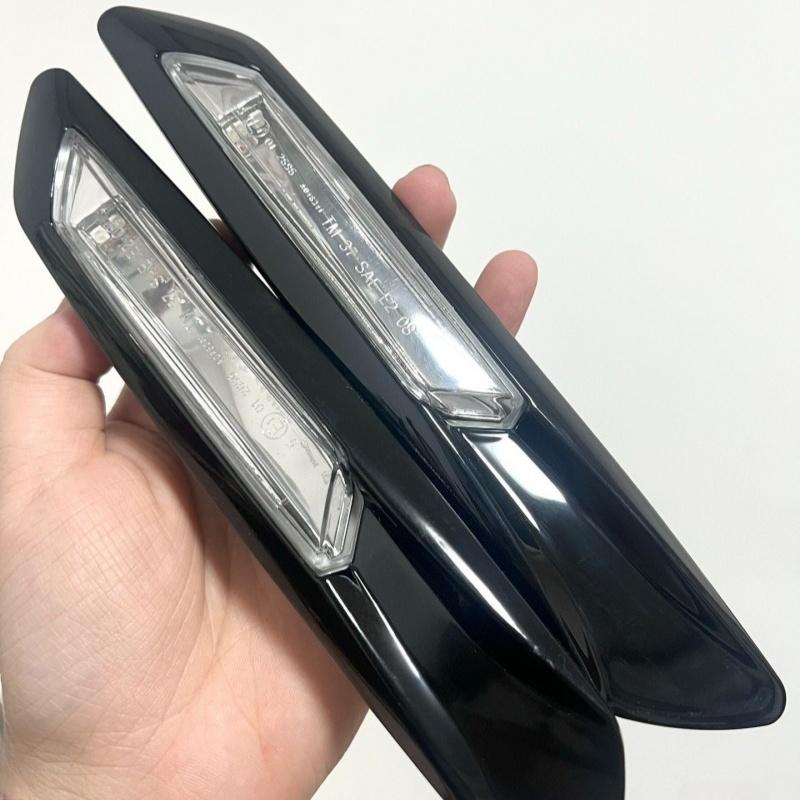 

For BMW 5 Series F10 F11 2011- 2017 OEM:63137154167 63137154168 Car Front Side Turn Signal Lamp Marker Light Fender Light Black a pair 2pcs
