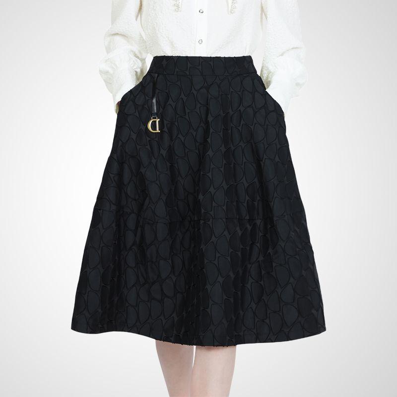 

Black Pleated Skirt Women s 2025 Summer New Arrival Casual Skirt Mid Length Long Length Fashionable Stylish Black Dress A- line Skirt Black L