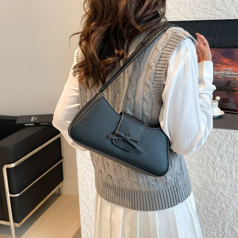 Casual niche design armpit bag women's new fashion temperament commuter texture personalized crescent bag