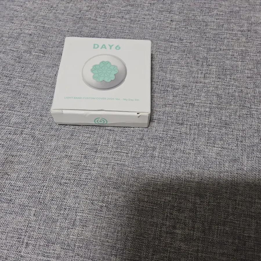 

новый) Day6 Сделано Часы Пользовательская Обложка 5-й Лист