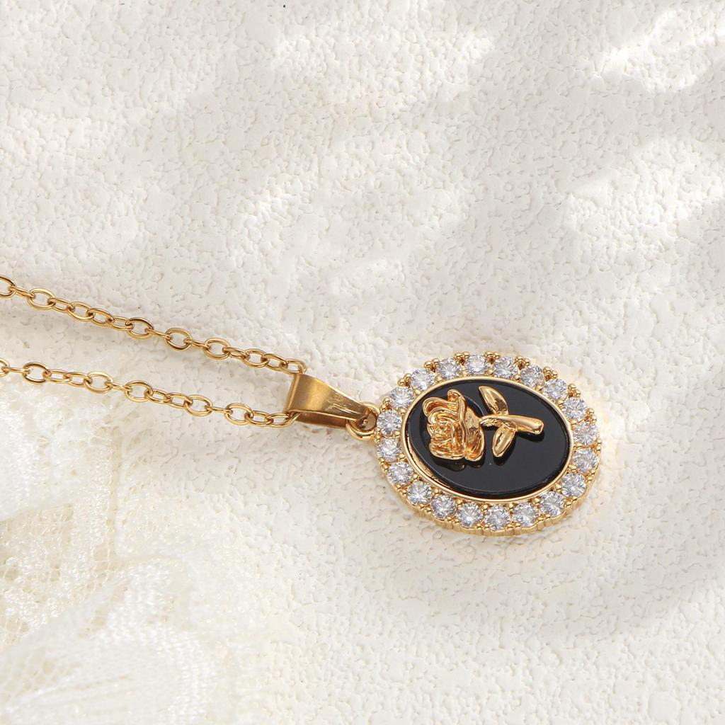Black Retro Court Rose Pendant Necklace with Cubic Zirconia and Gold-Plated Women's Chain