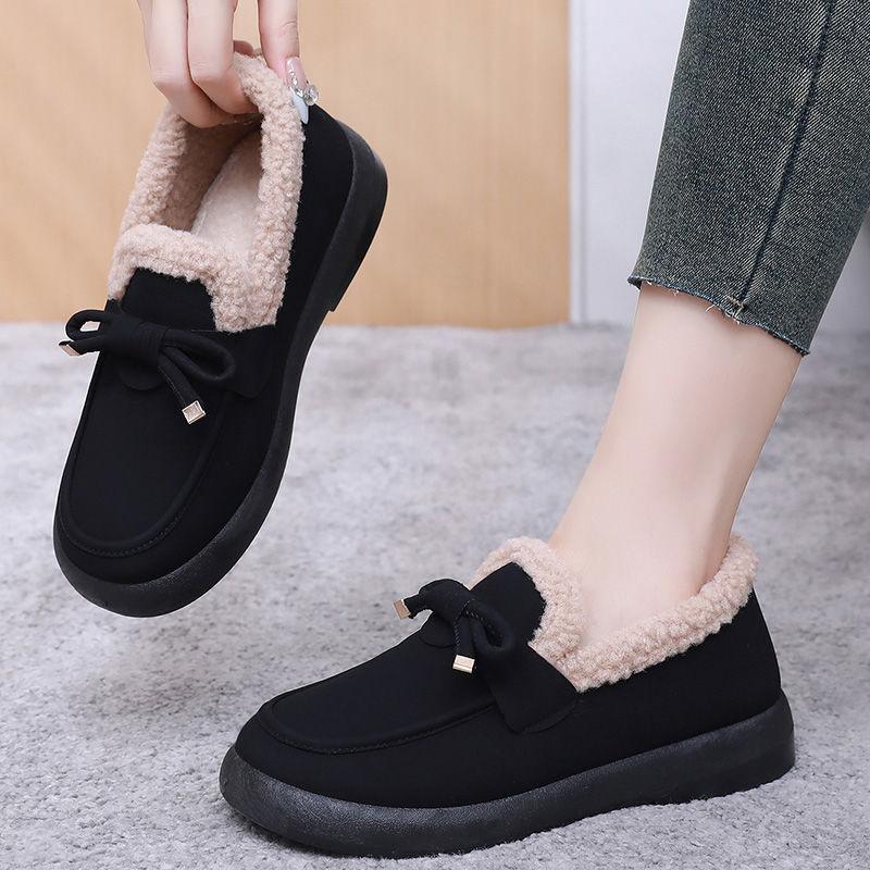 Cotton Shoes Women's New Winter Fleece Thickened Warm Snow Boots One Kick Mother Shoes Thick-soled Versatile Warm Cotton Boots