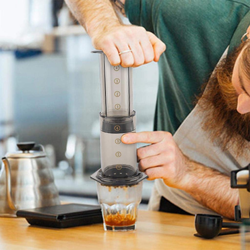 Asixxsix Aeropress Kaffee- und Espresso-Espresso-Kaffeemaschinen-Set, Mini-Mühle mit Filterpapier zur schnellen Zubereitung köstlicher Kaffees, Maschine
