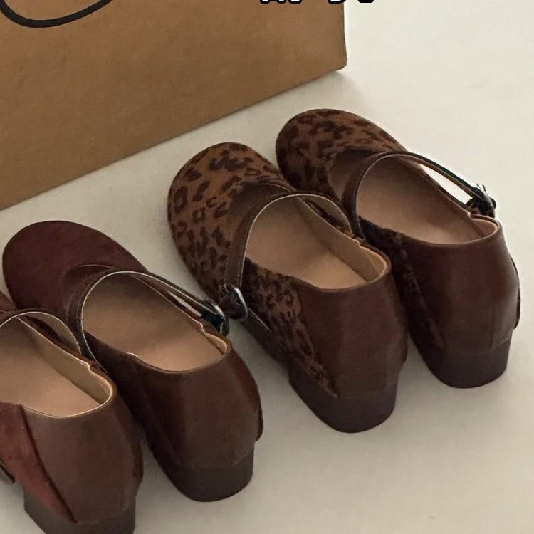 Sheepskin Version~ Small Man Inner Height Increase 7CM Mary Jane Shoes 2025 New French One-word Buckle Thick Heel Single Shoes Women