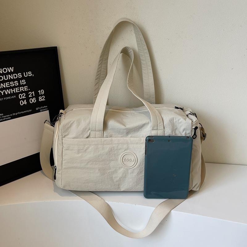 Lightweight Sports Fitness Bag Separation Shoes Bags Outdoor Short Trip Bag Large Capacity Commuter Shoulder Bag Dry Wet Separation